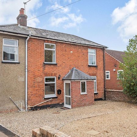 Managers Cottage Loddon Exterior photo